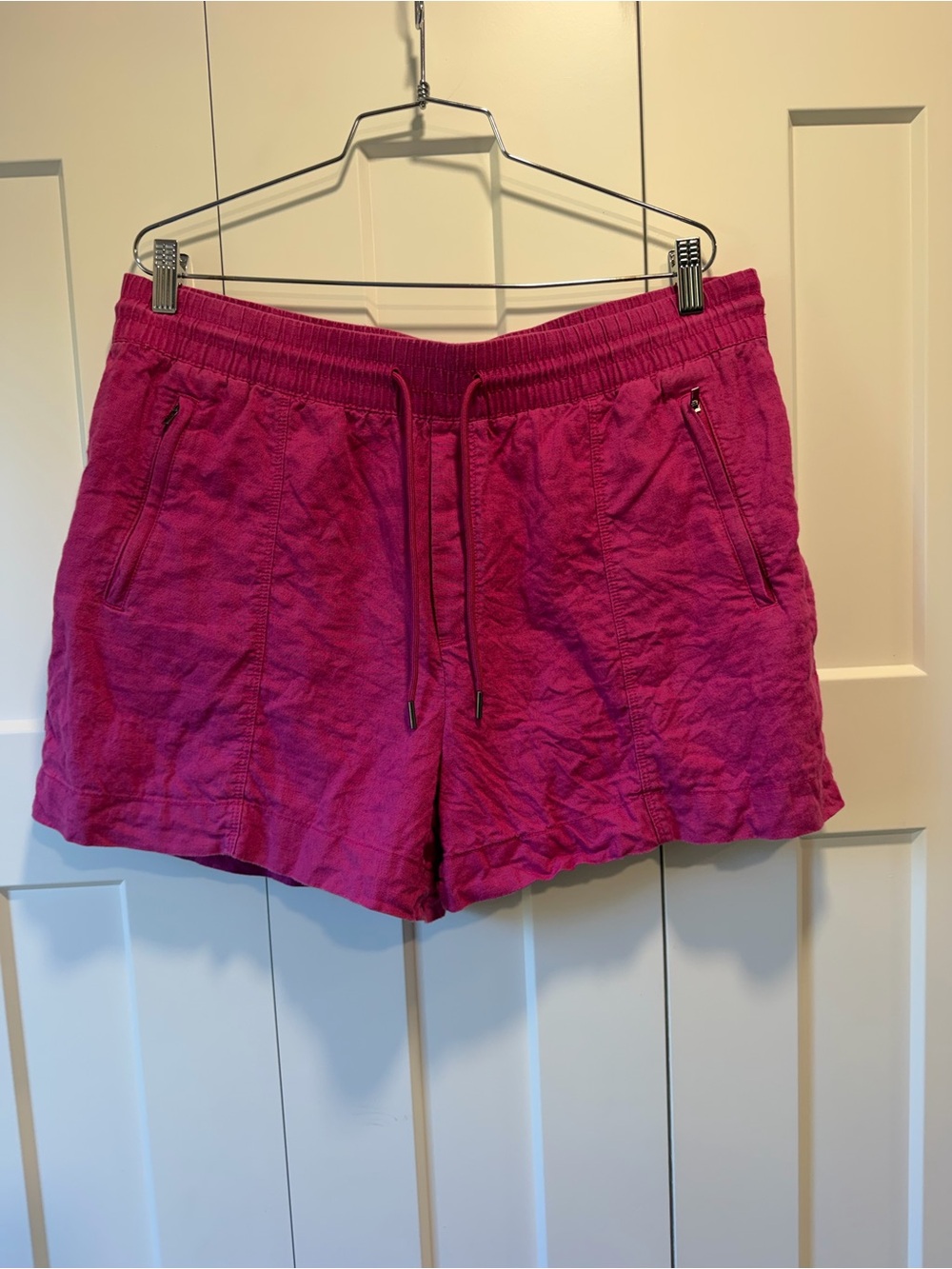 Athleta Retreat Linen short Fuchsia Pink - Large